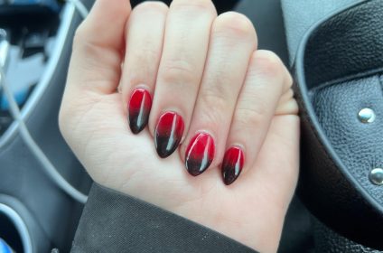 cute-nail-salon-and-spa-oconomowoc-wi-53066-salon-art-design-customer