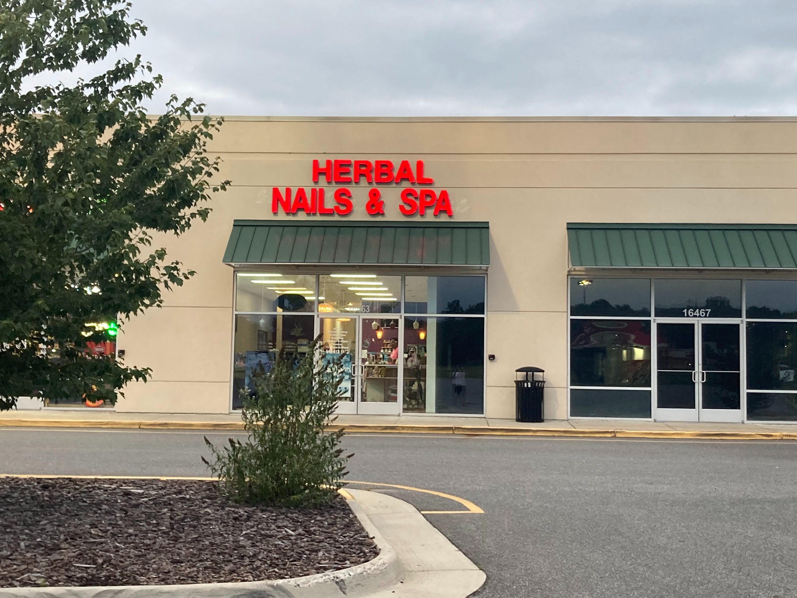 Herbal Nails And Spa in King George, VA 22485 | Best Beauty Salons