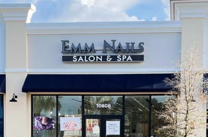 emm-nails-salon-spa-port-saint-lucie-fl-34987-salon-exterior