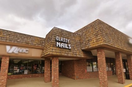 glassy-nails-fairfax-va-22032-salon-exterior