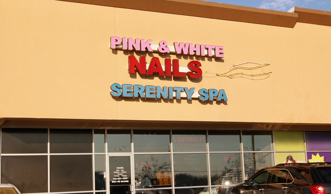 pink-white-nails-riverview-fl-33578-salon-exterior