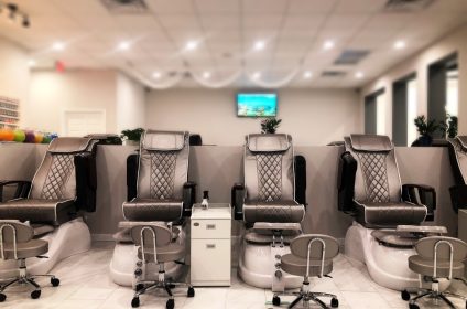 luxe-nail-bar-inc-knoxville-tn-37918-salon-interior