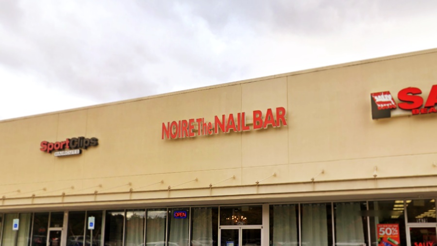 noire-the-nail-bar-knoxville-tn-37918-salon-exterior