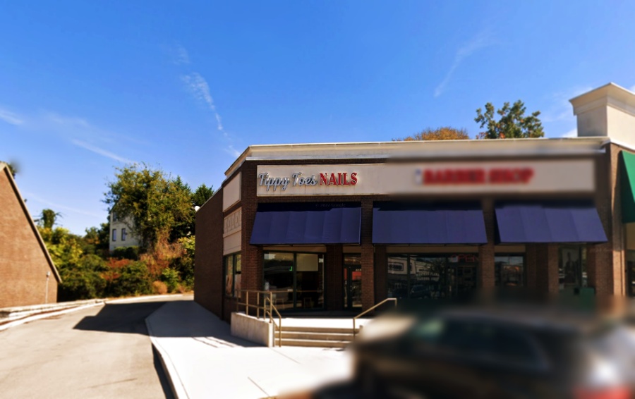 tippy-toes-nails-spa-knoxville-tn-37919-salon-exterior