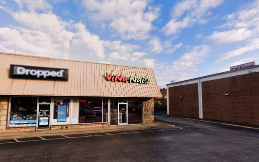 vina-nails-knoxville-tn-37919-salon-exterior
