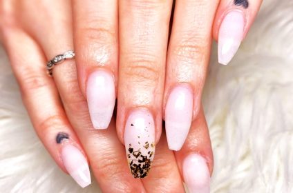 yours-nail-spa-knoxville-tn-37934-salon-art-design