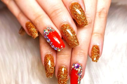 yours-nail-spa-knoxville-tn-37934-salon-art-design