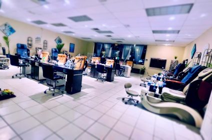 american-nails-memphis-tn-38112-salon-interior