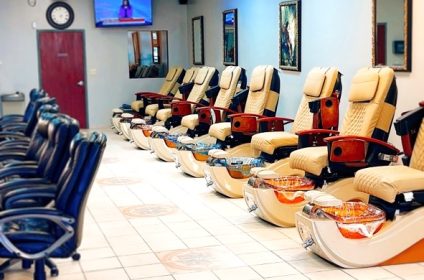 epic-nails-bar-memphis-tn-38125-salon-interior
