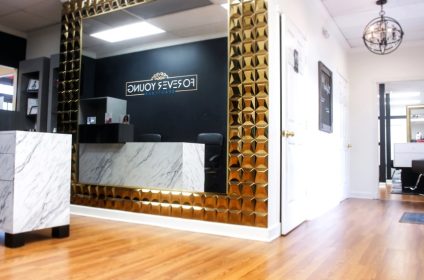 forever-young-beauty-bar-cordova-tn-38018-salon-interior