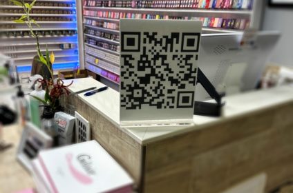 glossy-nails-memphis-tn-38125-salon-gel-polish-center