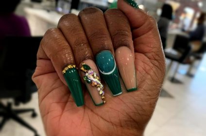 karinas-nails-memphis-tn-38133-salon-art-design
