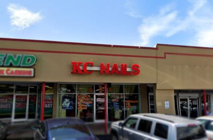 kc-nails-memphis-tn-38111-salon-exterior