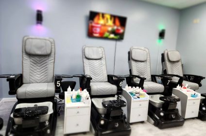 luxury-nails-arlington-tn-38002-salon-interior