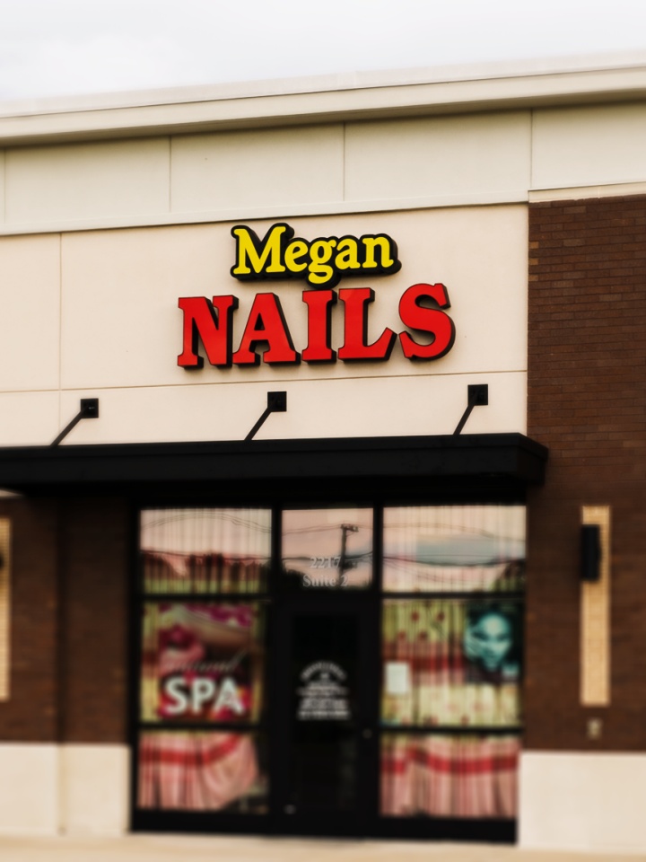 megan-nails-spa-clinton-tn-37716-salon-exterior