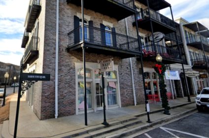 nail-bar-co-memphis-tn-38103-salon-exterior