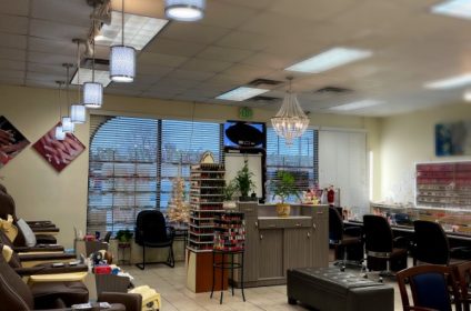 nails-by-nicole-memphis-tn-38117-salon-interior