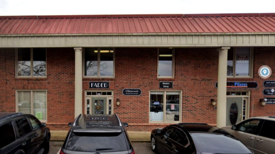 naturrals-collierville-tn-38017-salon-exterior
