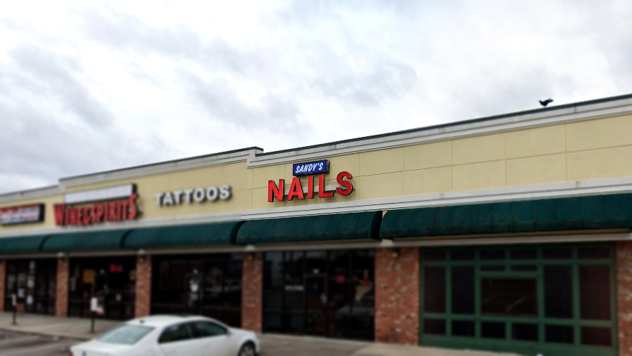 sandy-nails-cordova-tn-38016-salon-exterior
