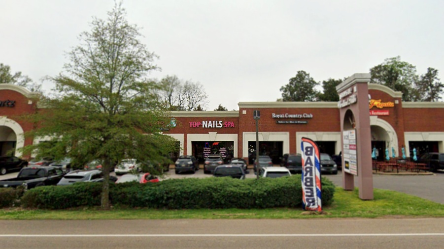 top-nails-spa-cordova-tn-38018-salon-exterior
