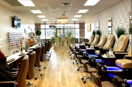 xoxo-nails-spa-cordova-tn-38016-salon-interior