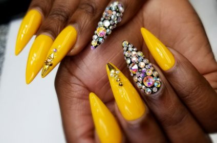 spoil-me-nail-bar-memphis-tn-38128-salon-art-design