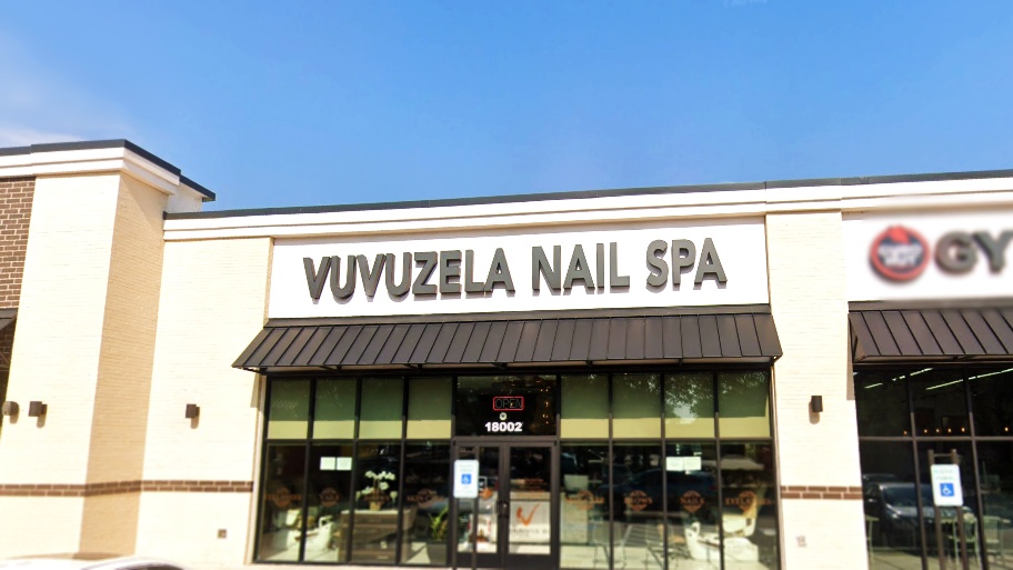 vuvuzela-nail-spa-houston-tx-77084-salon-exterior