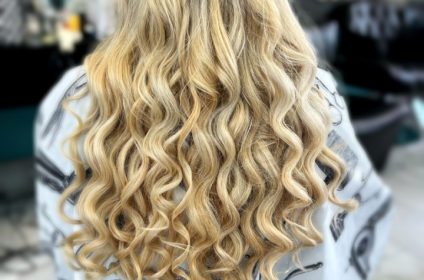 abby-hair-nails-houston-tx-77084-salon-style