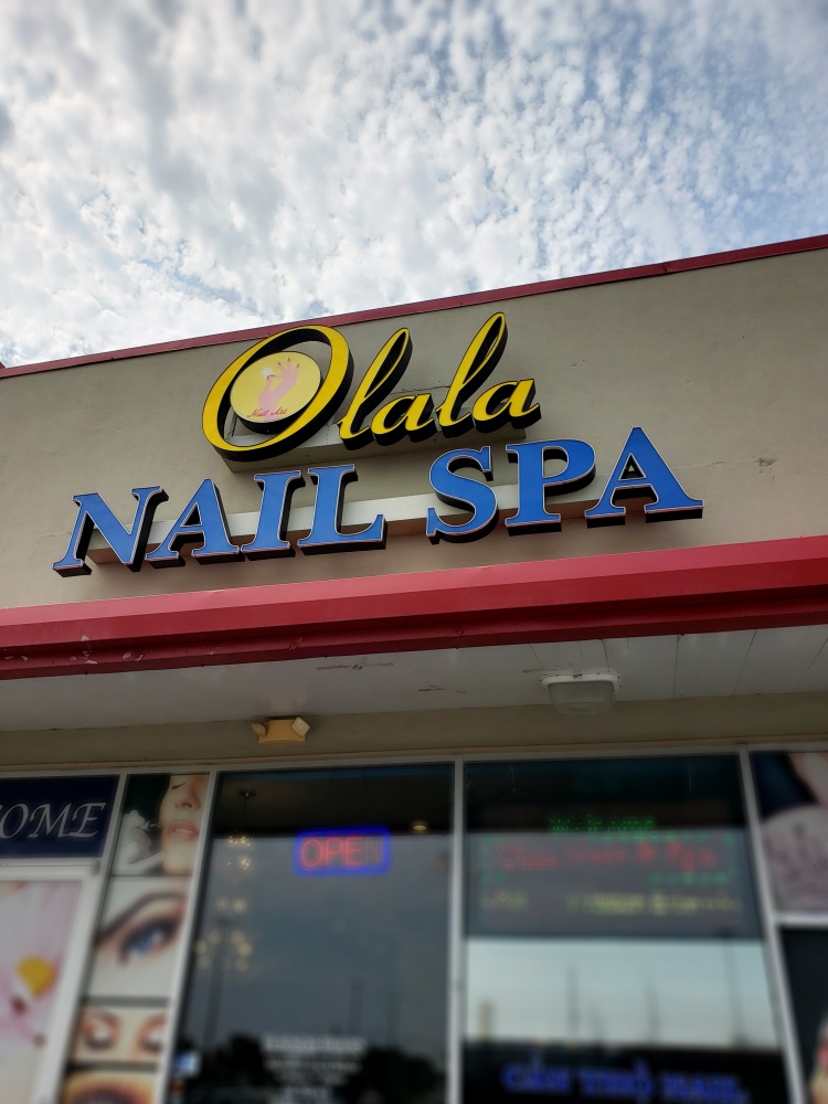 olala-nail-spa-houston-tx-77083-salon-exterior