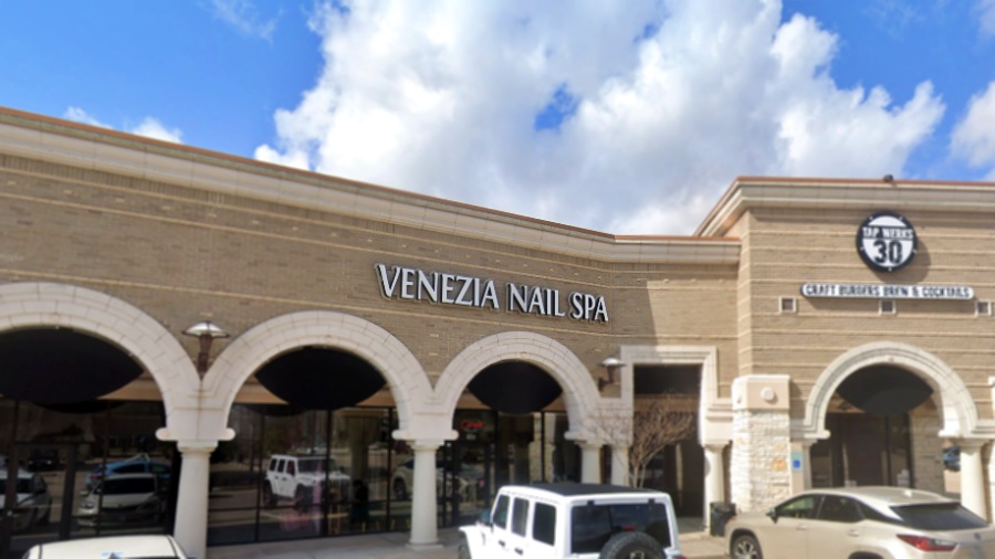 venezia-nails-spa-houston-tx-77077-salon-exterior
