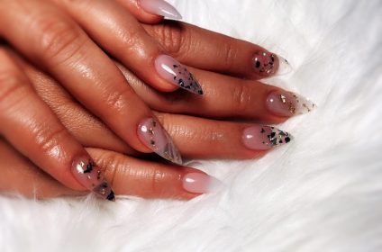 winter-oak-skincare-nails-houston-tx-77079-salon-art-design