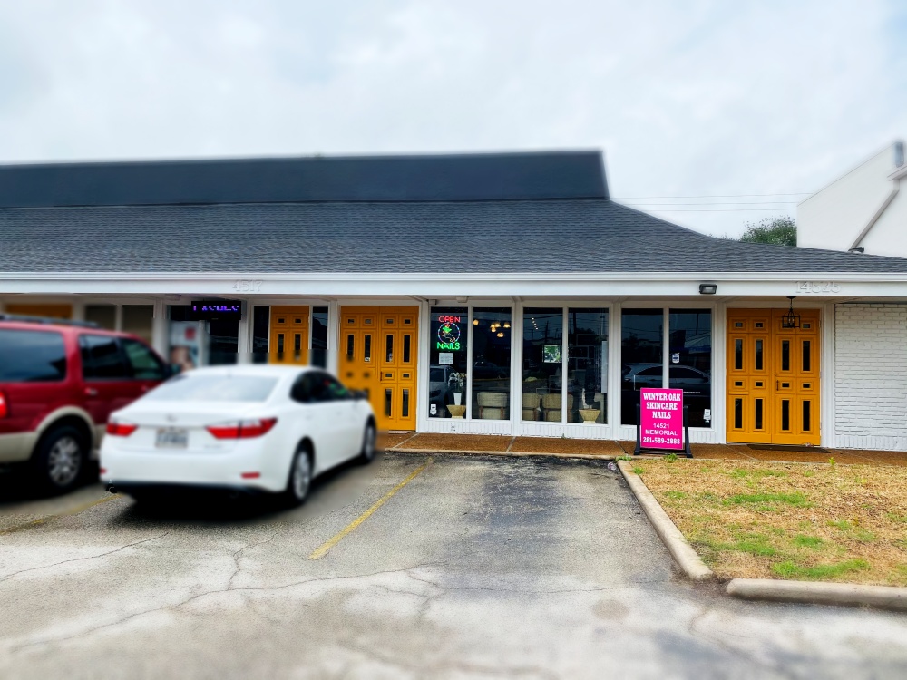 winter-oak-skincare-nails-houston-tx-77079-salon-exterior
