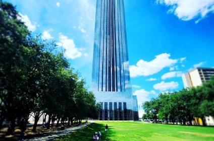 gerald-d-hines-waterwall-park-houston-tx-77056-scenery