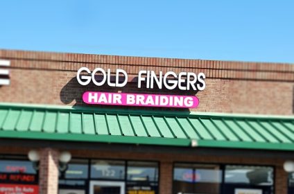 gold-fingers-hair-braiding-houston-tx-77083-salon-exterior