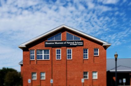 houston-museum-of-natural-science-at-sugar-land-tx-77479-exterior