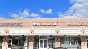 mani-pedi-at-the-isle-sugar-land-tx-77478-salon-exterior
