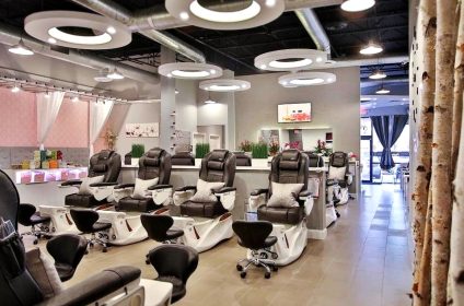 pretty-in-pink-nail-bar-sugar-land-tx-77498-salon-interior