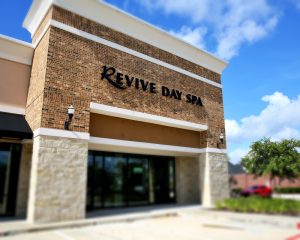 revive-day-spa-nails-sugar-land-tx-77479-salon-exterior