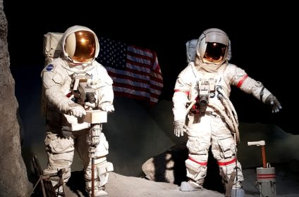 space-center-houston-tx-77058-exhibition