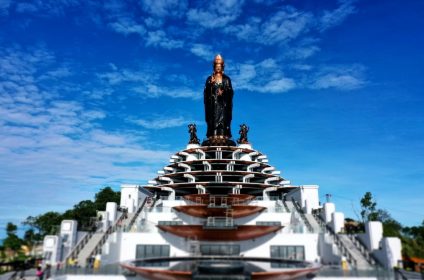 ba-den-black-virgin-mountain-in-tay-ninh-vn-840000-buddha-statue