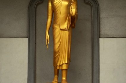 buu-long-pagoda-in-ho-chi-minh-city-vn-700000-statue