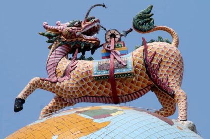 cao-dai-holy-see-temple-in-tay-ninh-vn-840000-statue