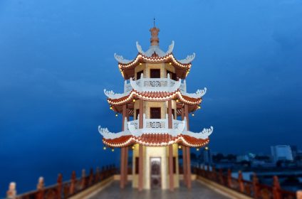 giac-ngo-buddhist-temple-in-ho-chi-minh-city-vn-700000-tower