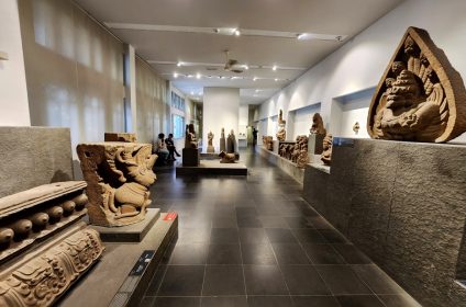 history-museum-of-ho-chi-minh-city-in-vn-700000-exhibit