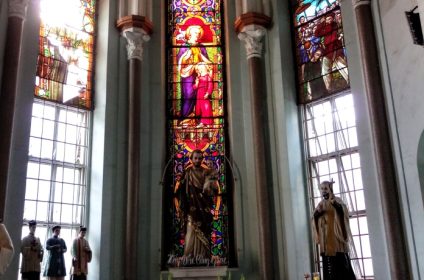 huyen-si-church-in-ho-chi-minh-city-vn-700000-interior
