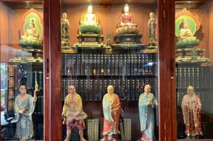 ten-thousand-buddha-temple-in-ho-chi-minh-city-vn-700000-buddha-statue