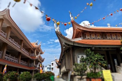 vinh-nghiem-buddhist-temple-in-ho-chi-minh-city-vn-700000-architectural-style