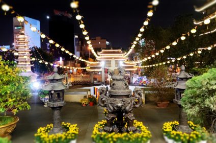 vinh-nghiem-buddhist-temple-in-ho-chi-minh-city-vn-700000-scenery