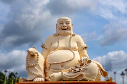 vinh-trang-pagoda-in-tien-giang-840000-mekong-delta-buddha-statue