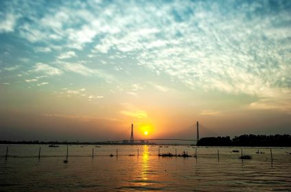 can-tho-bridge-in-mekong-delta-900000-sunset